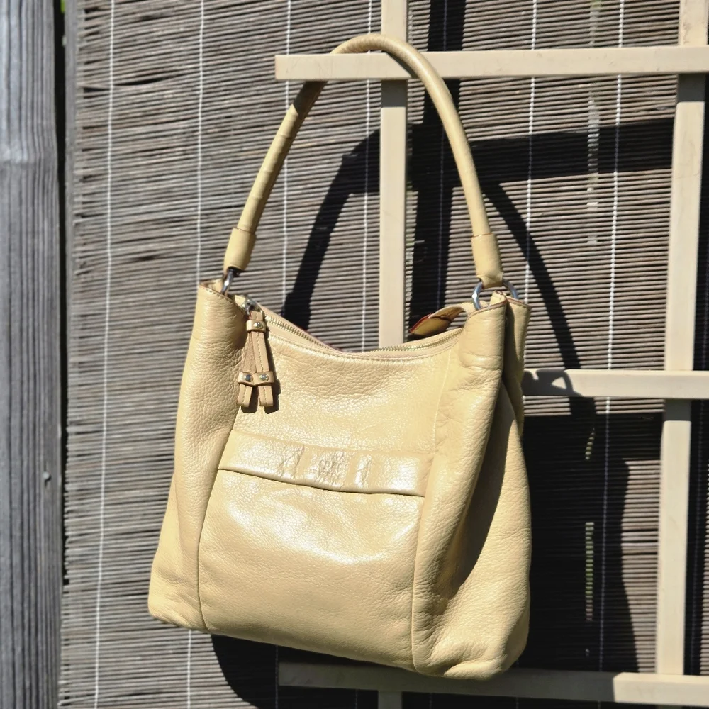 Kate Spade Cream Leather Soft Neutral Hobo Boho Casual Shoulder Purse Bag